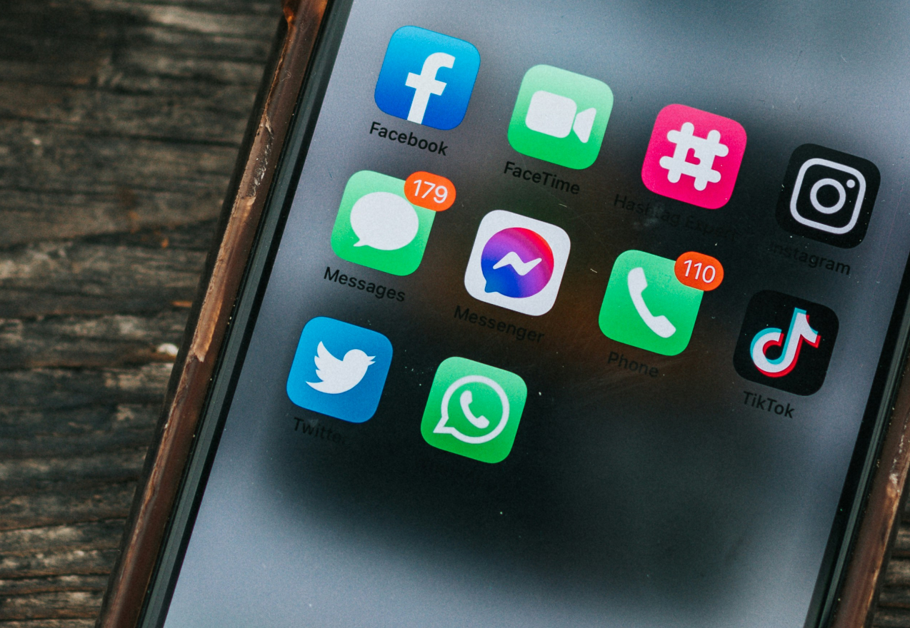 Cómo empezar a desarrollar tu comercio en redes sociales: una guía paso a paso